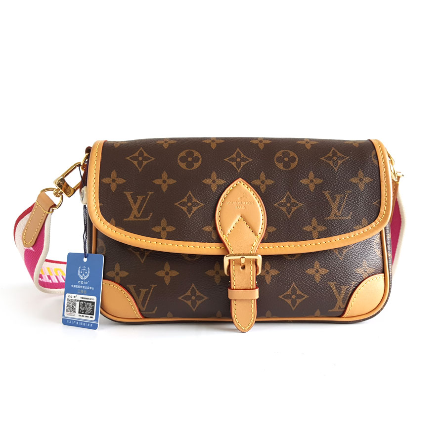 Louis Vuitton LV路易威登DIANE手袋M46049老花粉肩带DIANE法棍包单肩包女士 - 95新