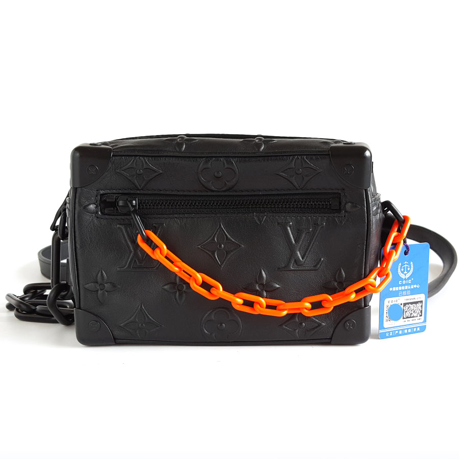 Louis Vuitton LV路易威登M58906黑色浮雕印花mini soft trunk软盒子包单肩斜挎包中性款 - 95新